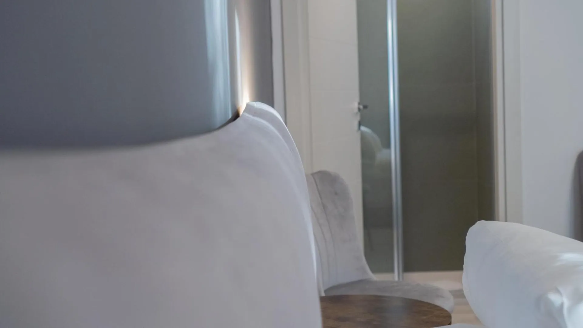 Modern Room 奧爾比亞