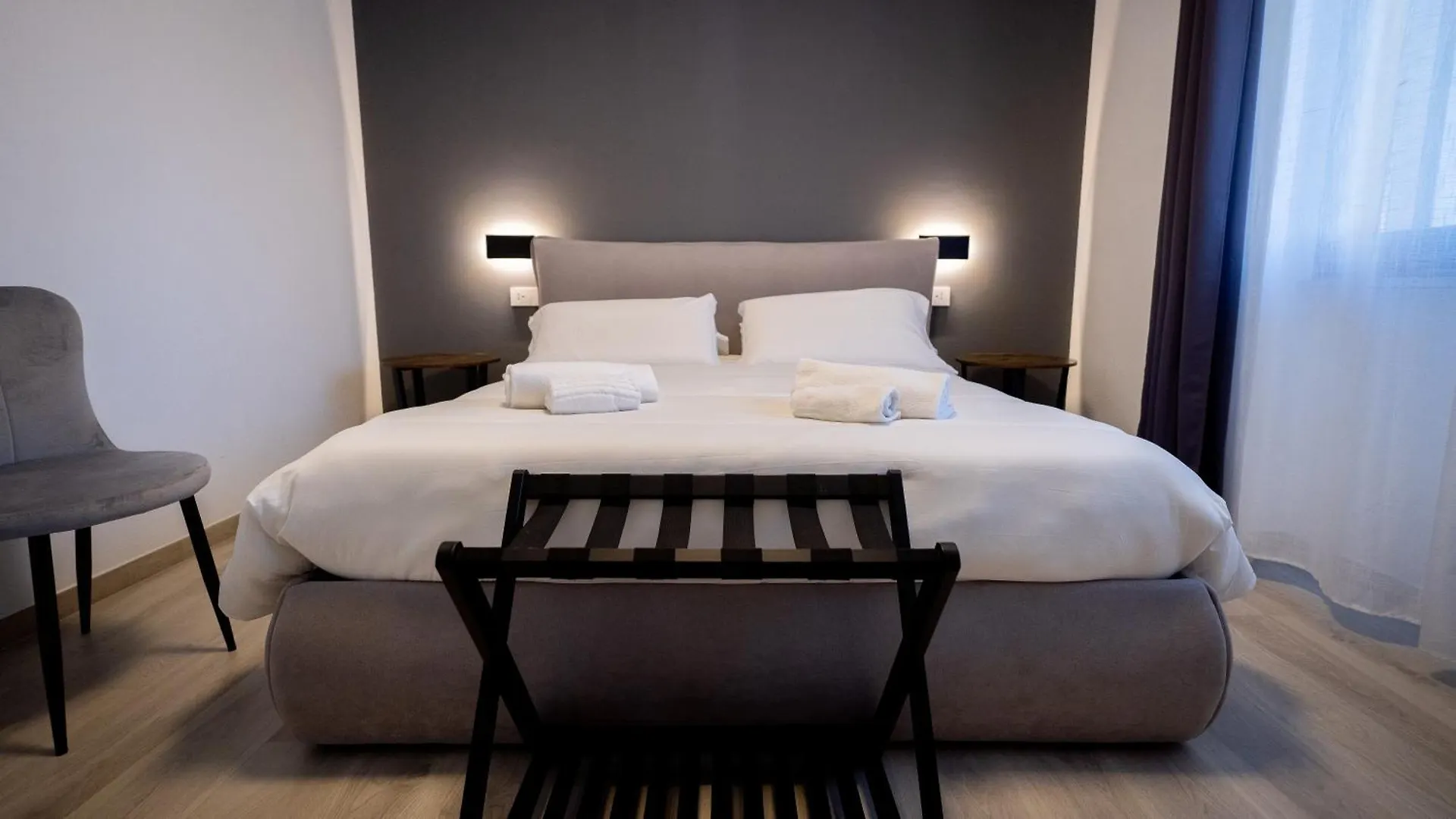 Modern Room Olbia